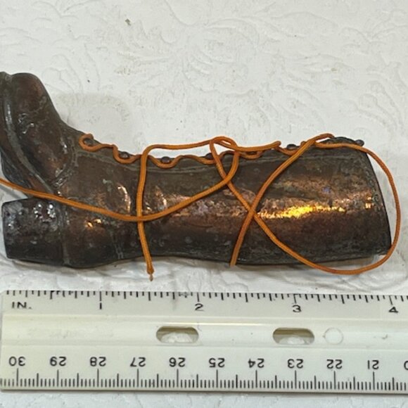 VTG Diecast Metal Bronze Knee High Laced Fashion Boot Pencil Sharpener 4" Tall - Picture 9 of 10